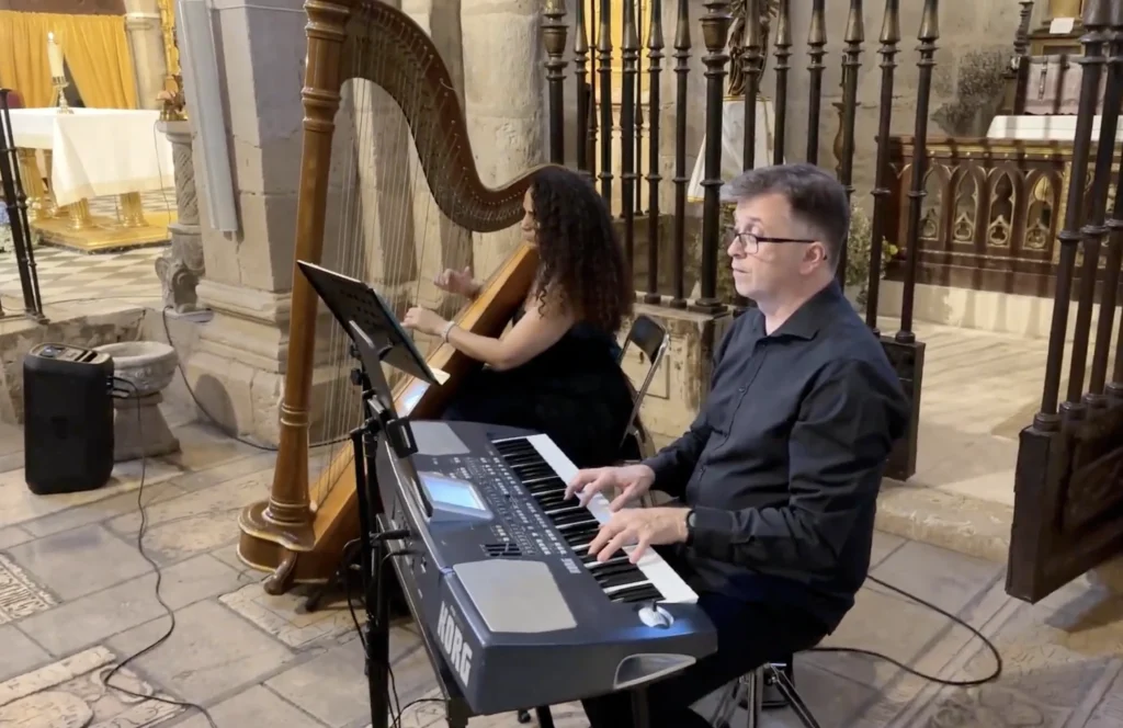 Duo-arpa-y-piano-ceremonia-religiosa-boda