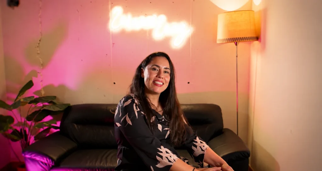 Ana Sierra- Viva Voz